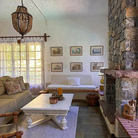 Hébergement de vacances Casa Calma Villa, Nature Escape With Private Pool