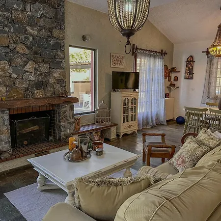Casa Calma Country Escape With Private Pool Feriehus