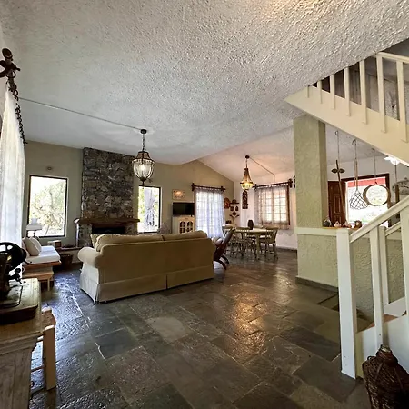 Casa Calma Country Escape With Private Pool Holiday home