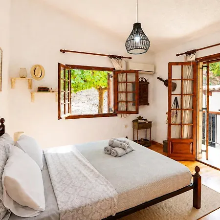 Casa Calma Country Escape With Private Pool