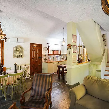 Casa Calma Country Escape With Private Pool 빌라 *